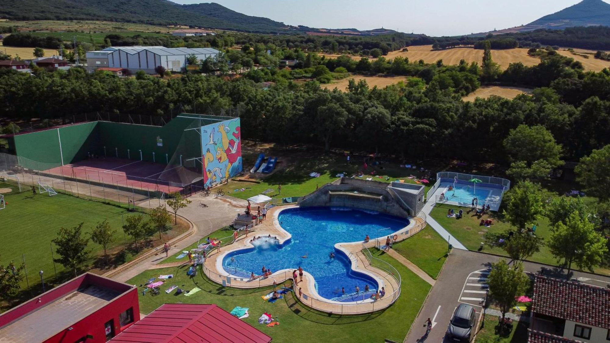 Camping Iratxe Ciudad De Vacaciones Ayegui Eksteriør bilde