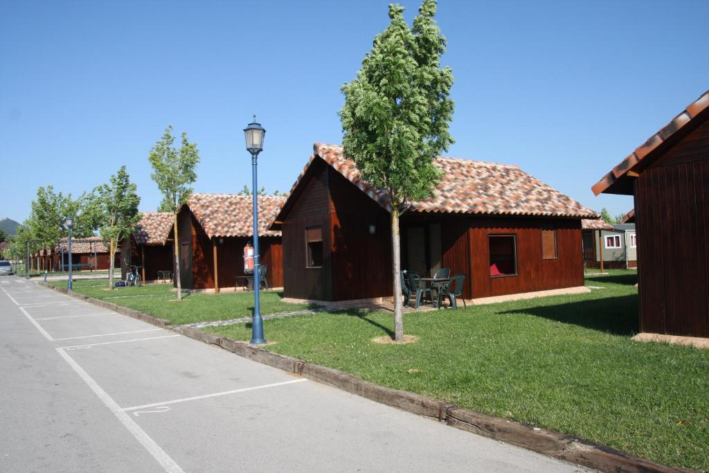 Camping Iratxe Ciudad De Vacaciones Ayegui Rom bilde